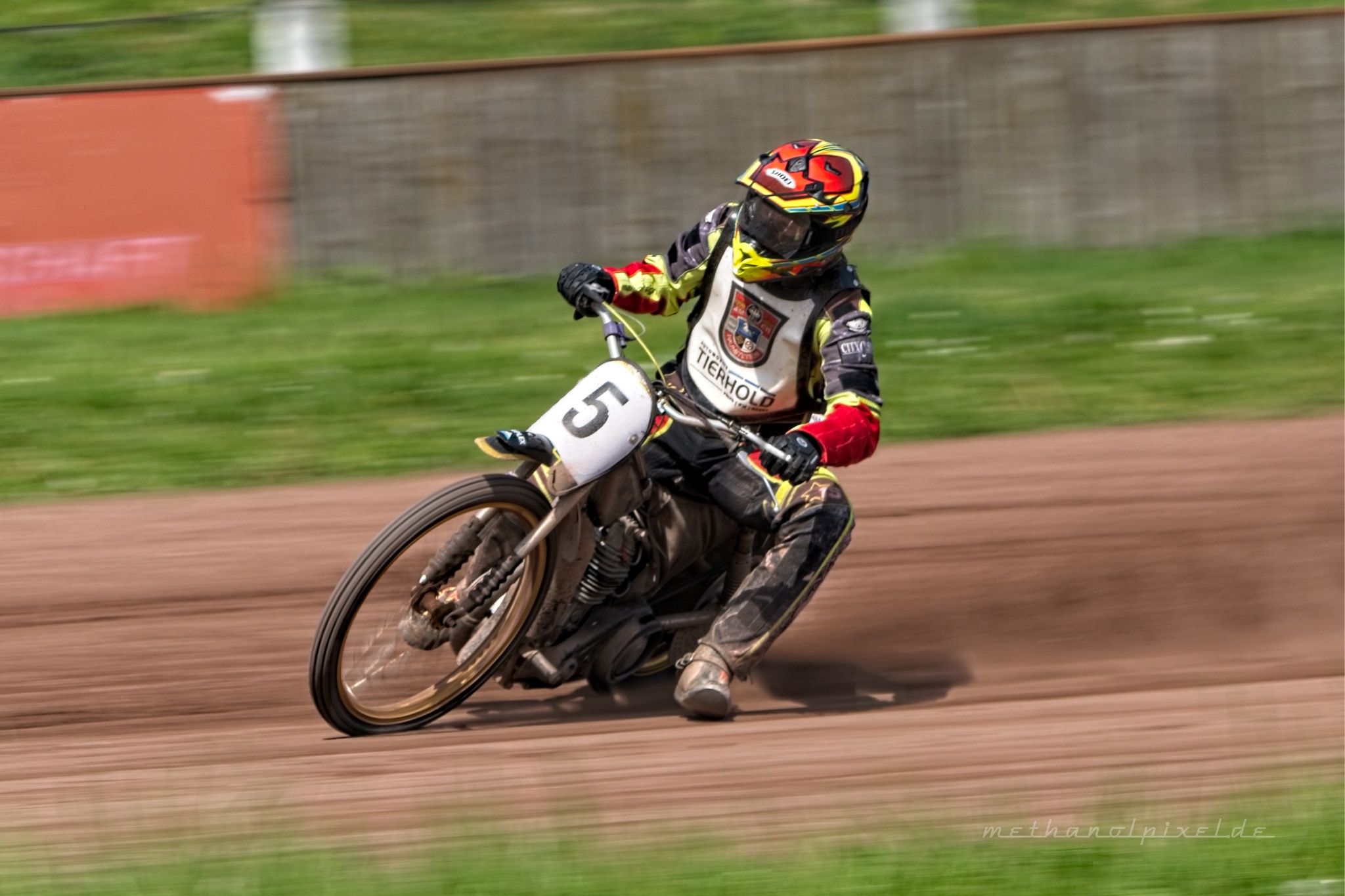 ILCE 7M4   A7405025 2048